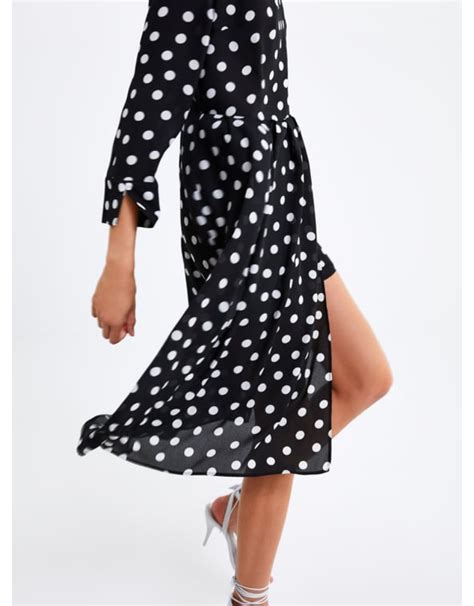 Sfoglia la nostra selezione di vestiti estivi sotto le 50 euro e scopri i migliori marchi di abbigliamento. zara vestito a pois e12038