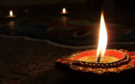 Diya Ideas That Will Add The Classy Accent To Your House This Diwali