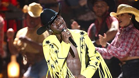 Lil Nas X Drops New Video For Young Thugs “old Town Road” Remix