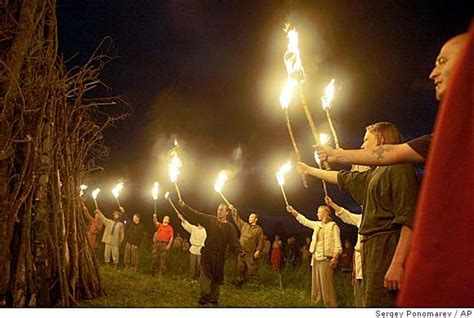 Russias Neo Pagans Hold Summer Solstice Rite Sfgate