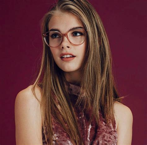 Pin By Matt Afshar On Eyewear Women Girls With Glasses Beauty Girl
