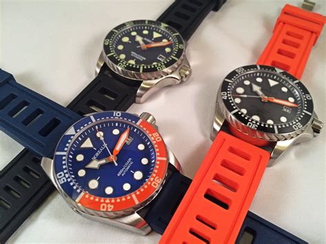 After purchasing a few of these straps for myself, borealis has sent me some for review, i share my honest thoughts and opinions on these modern watch. Orange, Navy & Black Borealis Rubber Straps in 22mm and ...