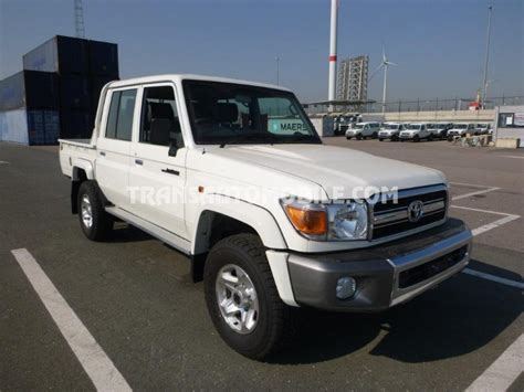 Dieses fahrzeug wirkte besonders kantig und wuchtig, bedingt durch seine aufgeblasenen kotflügel vorn und hinten. Precio Toyota Land Cruiser 79 Pick Up Diesel Hzj 79 Double ...