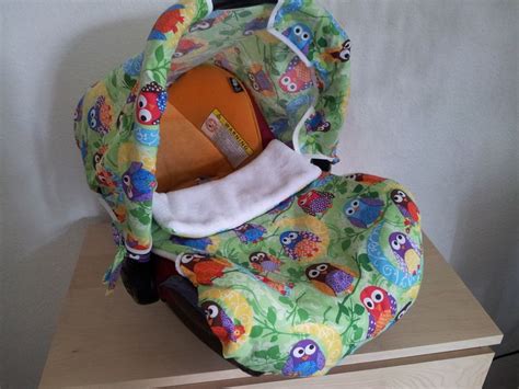 Die decke lässt sich problemlos waschen und trocknen. Maxi Cosi Decke Kindersitzdecke Fußsack | Accessoire bébé ...