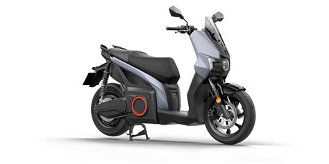 New Seat MÓ 50 — Our Fully Electric Urban Scooter For The New