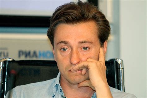 Фотографии, подробно о семье, видео, последние новости 2021 на портале узнай всё. Сергей Безруков - фото, биография, семья, личная жизнь
