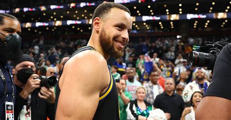 Steph Curry Showed His Greatness With 43 Points To Carry The Warriors