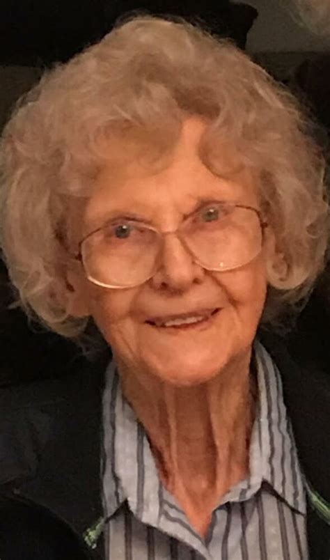 Obituary Of Elizabeth Ann Robbins Abell Funeral Homes Flower Sh