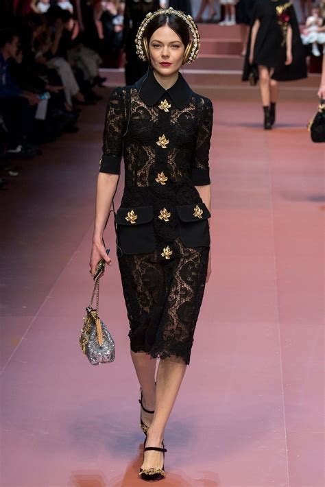 dolce and gabbana fall 2015 ready to wear collection runway looks beauty models and reviews