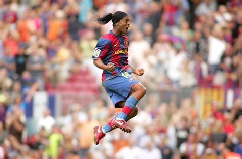 Leleo do banjo, ronaldinho gaúcho, alex nunes, ederson melão ficha técnica: Now former footballer Ronaldinho has launched his own cryptocurrency - CryptoNewsReview