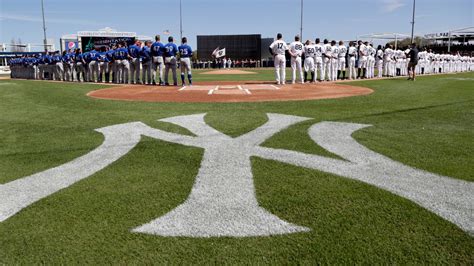 Yankees Partner With Amazon Others To Buy Yes Network In 34b Deal