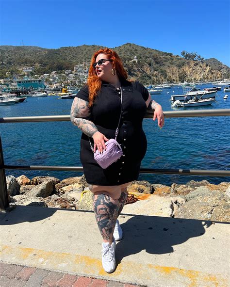 Tess Holliday Really Struggling With Body Image Following Anorexia Diagnosis The News Beyond
