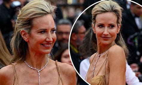 Braless Lady Victoria Hervey Suffers A Wardrobe Malfunction In A