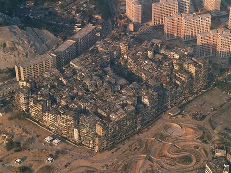 самый густонаселенный город в мире коулун город крепость kowloon walled