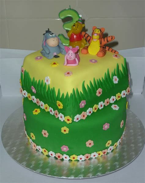 Red Moonrise Birthday Baking Part 1 Winnie The Pooh Cake