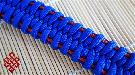 Now with your longer piece of paracord, place the middle behind and slightly below the first knot. Fishtail Belly Paracord Bracelet Tutorial - YouTube | Paracord bracelet tutorial, Paracord ...