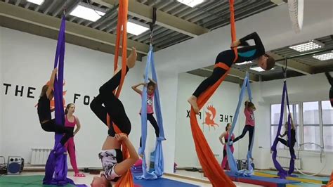The Fox Воздушная гимнастика на полотнах для детей Youtube