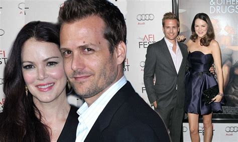 Suits Gabriel Macht And Wife Jacinda Barrett Welcome Son Luca Daily