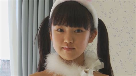Japanese Girl Idols Anjyu Kouzuki Junior Idol Photo Set