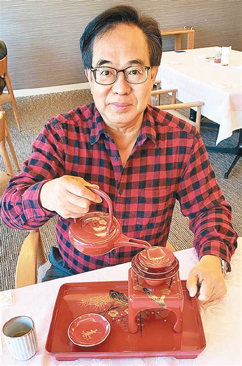 Check spelling or type a new query. 政情：八網難逃：盧偉國赴日過新年 用茶壺嘗屠蘇酒 - 東方日報