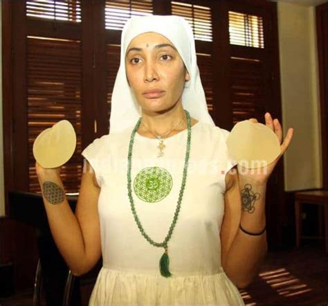 Sofia Hayat Was At Her Usual Dramatic Self At The Press Meet See Pics