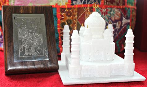 Gift for husband birthday online india. Celebrating A Birthday With Last Minute Gifts from India