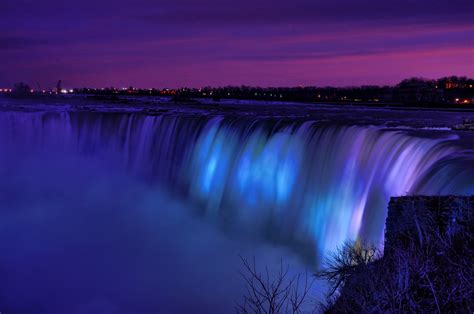 Purple Power Of Niagara I Arrived At The Waterfall Just Af Flickr