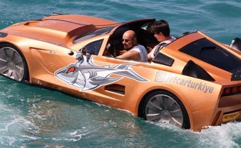 Video C7 Corvette Inspired Jet Car Takes To The Open Water