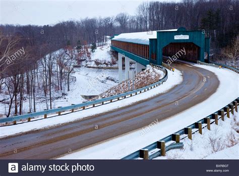 Smolen Gulf Bridge In Ashtabula Ohio Usa Stock Photo