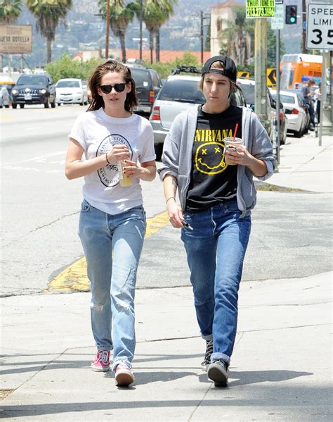 Kristen Stewart Really Is Dating Alicia Cargile The Hollywood Gossip