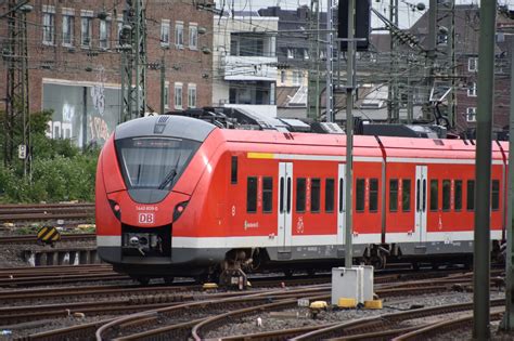 With regular train connections by deutsche visit hanover and its new town hall by train. Trains and other things: Hannover, Bremen