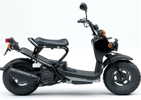 The updated ruckus could rev to a higher redline limit. Rent Honda Zoomer / Ruckus 50cc in London | Fat Llama