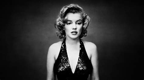 Marilyn Monroe 2 WallPics