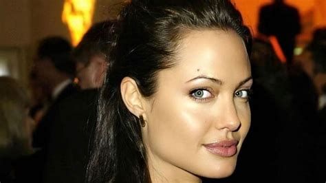 Angelina Jolie Se Despojó De La Blusa Y Se Llevó Todas Las Miradas Mdz Online