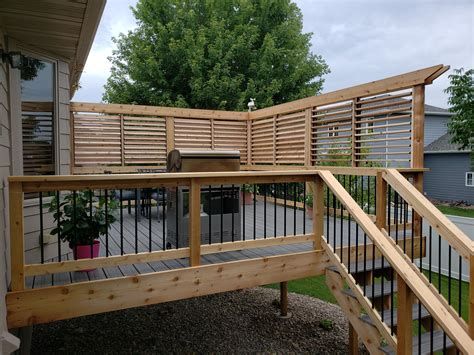 Get fire retardant artificial privacy hedges, optimized for safety and longevity. Outdoor BBQ Enclosures - FLEX•fence - Louver System