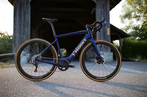 The New Specialized Turbo Creo Sl Is The Lightest E Road Bike On The Market Road Bike Cycling