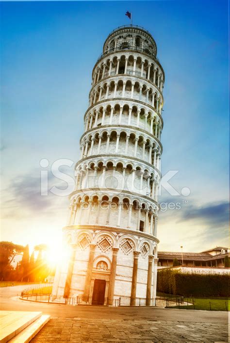 Hoteles de negocios en pisa. Torre Inclinada DE Pisa, Italia Fotografías de stock ...