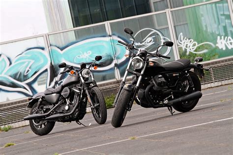 Please note that by continuing to use the website you accept the use of cookies. Harley-Davidson 883 Iron vs Moto Guzzi V9 Bobber : La ...