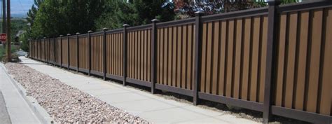Woodland Brown Archives Trex Fencing The Composite Alternative To