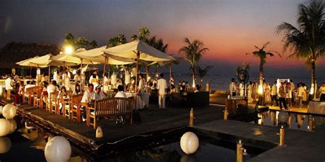Gambar tentang 5 Tempat Dinner Romantis di Pinggir Pantai Jakarta Money.id