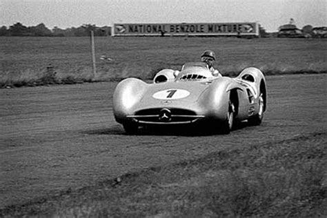 Juan manuel fangio prägte die formel 1 in den frühen jahren ihres bestehens. Juan Manuel Fangio - 1951, 1954-1957