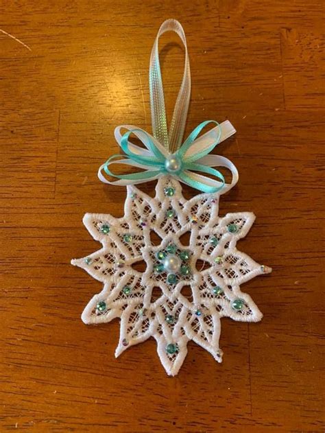 Free Standing Lace Snowflakes 4x4 5x5 6x6 Machine Embroidery Designs