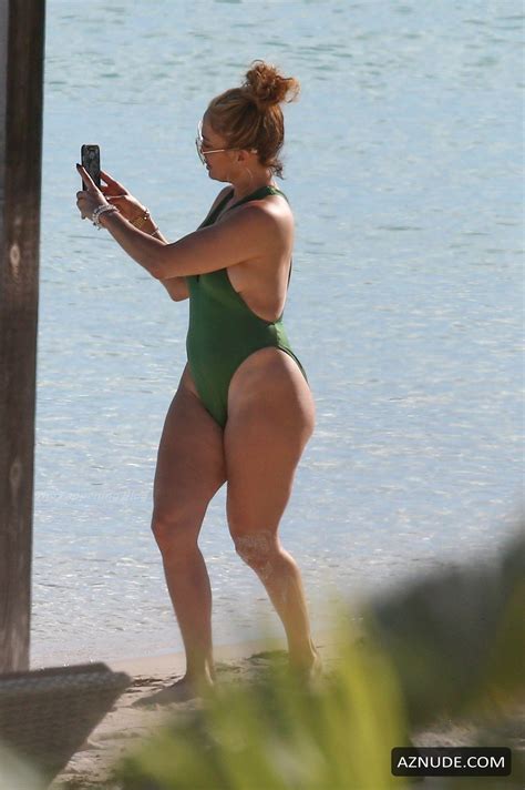 Jennifer Lopez Sexy Pictured In A Green Swimsuit In Turks And Caicos