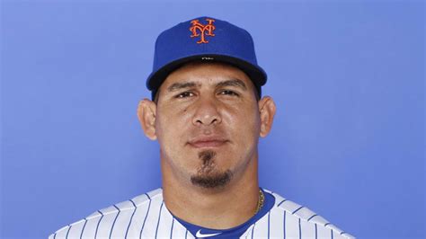 Mets Wilson Ramos May Determine Who His Backup Catcher Is