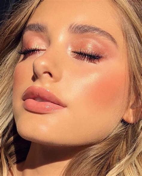 Follow Elena Anthomel For More Love This Whats Your Go To Summer Glow Look