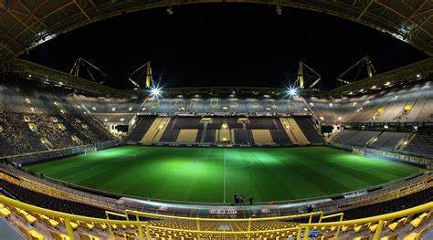 One of the most renowned venues in world football thanks to its famous yellow wall stand, the bvb stadion has a capacity of over 60,000 for international games and is one of the. Verdächtige Gegenstände am BVB-Stadion: Entwarnung - B.Z ...