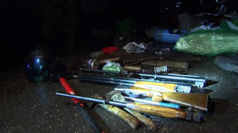 Ukraine Gangs Smuggle Weapons Into Crimea World News Sky News