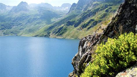 3 Randonnées Incontournables Dans Les Hautes Pyrénées Points De Vue à