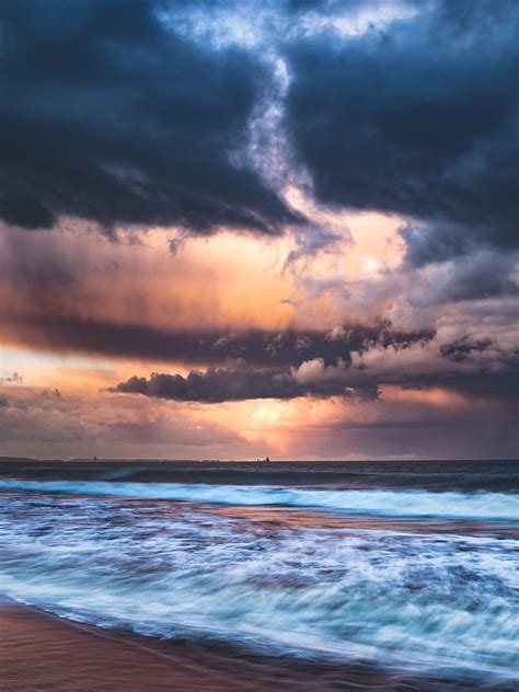Ocean Waves Under Cloudy Sky During Daytime Hd Phone Wallpaper Peakpx