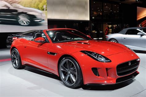 Jaguar F Type Heralds Return Of First New Sports Car For Leaping Cat In